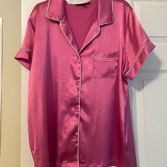 Pjs - Picture 1 of 4